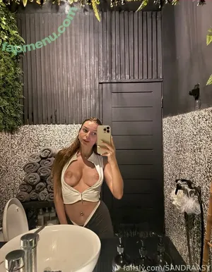 Sandra Sy / Sandraasy / Sandraasyof / _stulovaaa_ / sandrasyy nude photo #0557