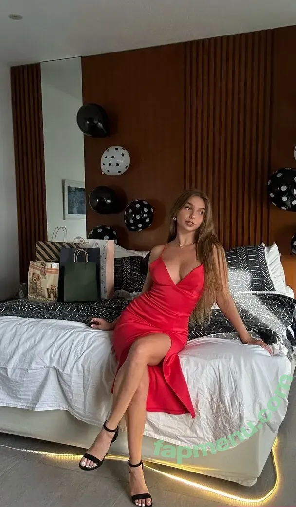 Sandra Sy nude photo #0400 (SANDRAASY / Sandraasyof / _stulovaaa_ / sandra_grace)