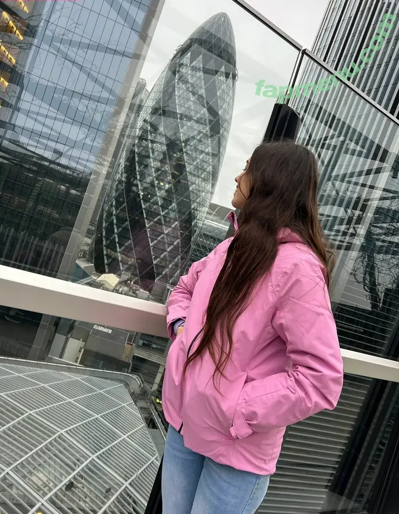 Sandralyd nude photo #0134 (iamsandralyd / sandralyd_)