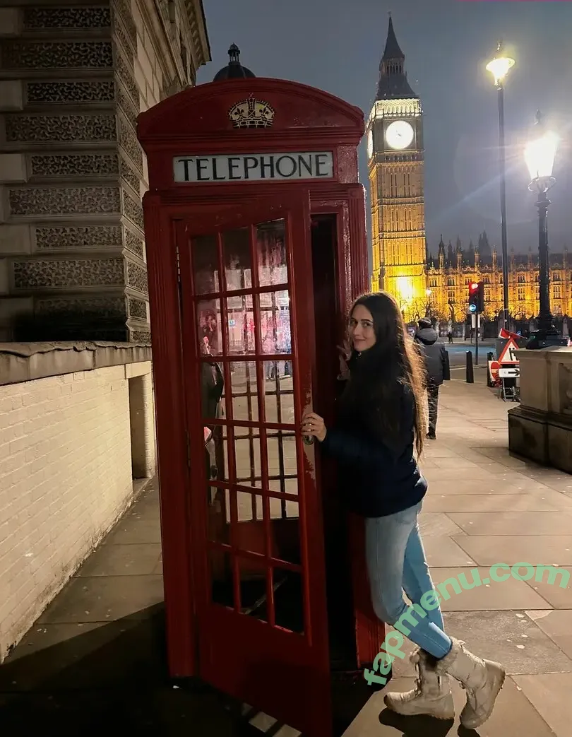 Sandralyd nude photo #0142 (iamsandralyd / sandralyd_)