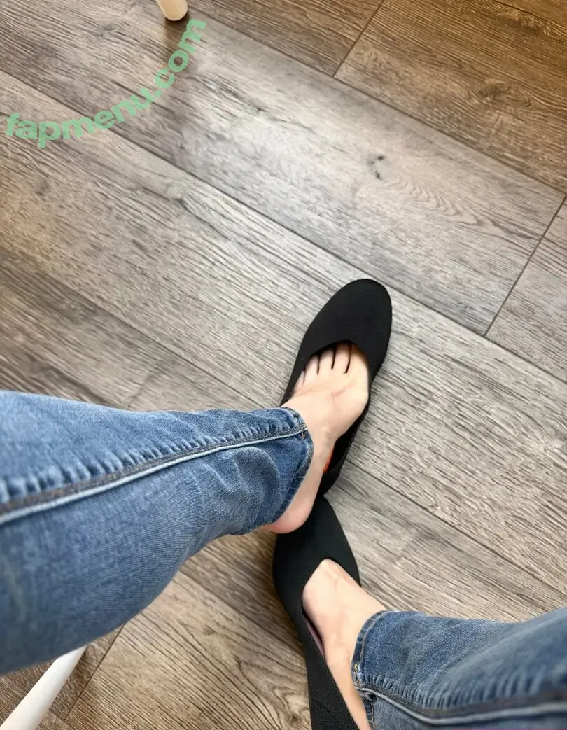 sandrasoftsoles nude photo #0018 (sandras.sole)
