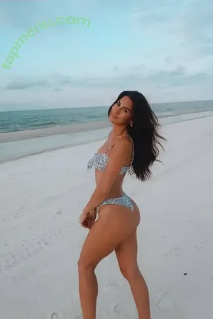  nude photo #0004