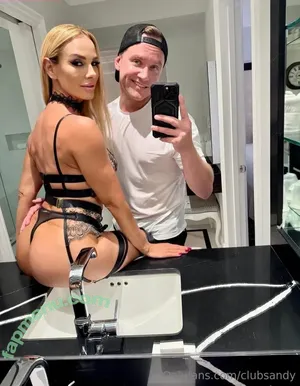 Sandy E / sandy / sandyoficial nude photo #0159