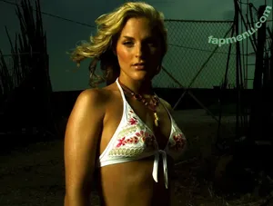 Sandy Mölling / sandymoelling nude photo #0185