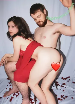  nude photo #0001