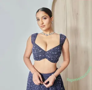 Saniya Iyappan / _saniya_iyappan_ nude photo #0020