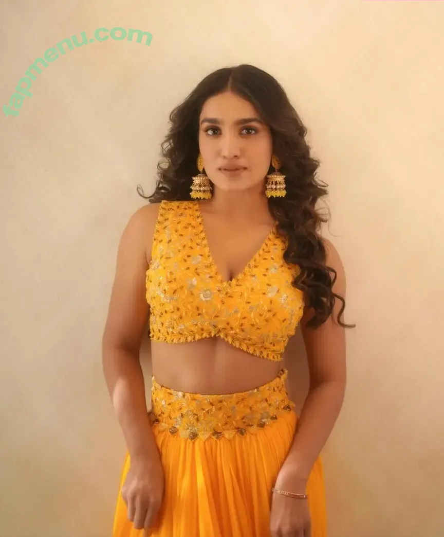 Saniya Iyappan nude photo #0025 (_saniya_iyappan_)