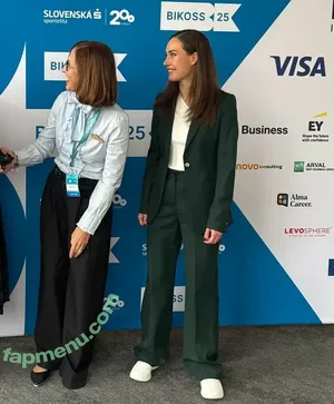 Sanna Marin / Finnish Prime Minister: / sannamarin nude photo #0452