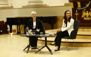 Sanna Marin / Finnish Prime Minister: / sannamarin nude photo #0489