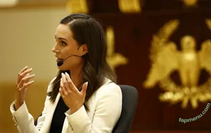 Sanna Marin / Finnish Prime Minister: / sannamarin nude photo #0494