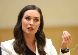 Sanna Marin / Finnish Prime Minister: / sannamarin nude photo #0495