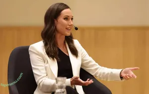 Sanna Marin / Finnish Prime Minister: / sannamarin nude photo #0496