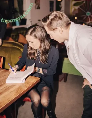 Sanna Marin / Finnish Prime Minister: / sannamarin nude photo #0517