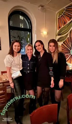 Sanna Marin / Finnish Prime Minister: / sannamarin nude photo #0524