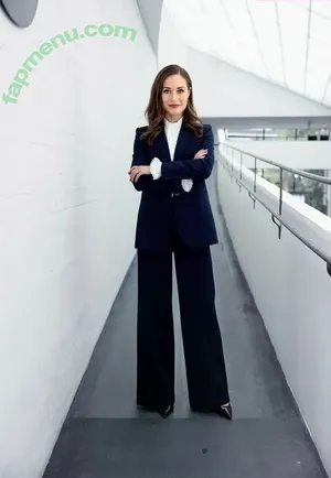 Sanna Marin / Finnish Prime Minister: / sannamarin nude photo #0539