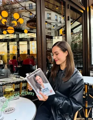 Sanna Marin / Finnish Prime Minister: / sannamarin nude photo #0632