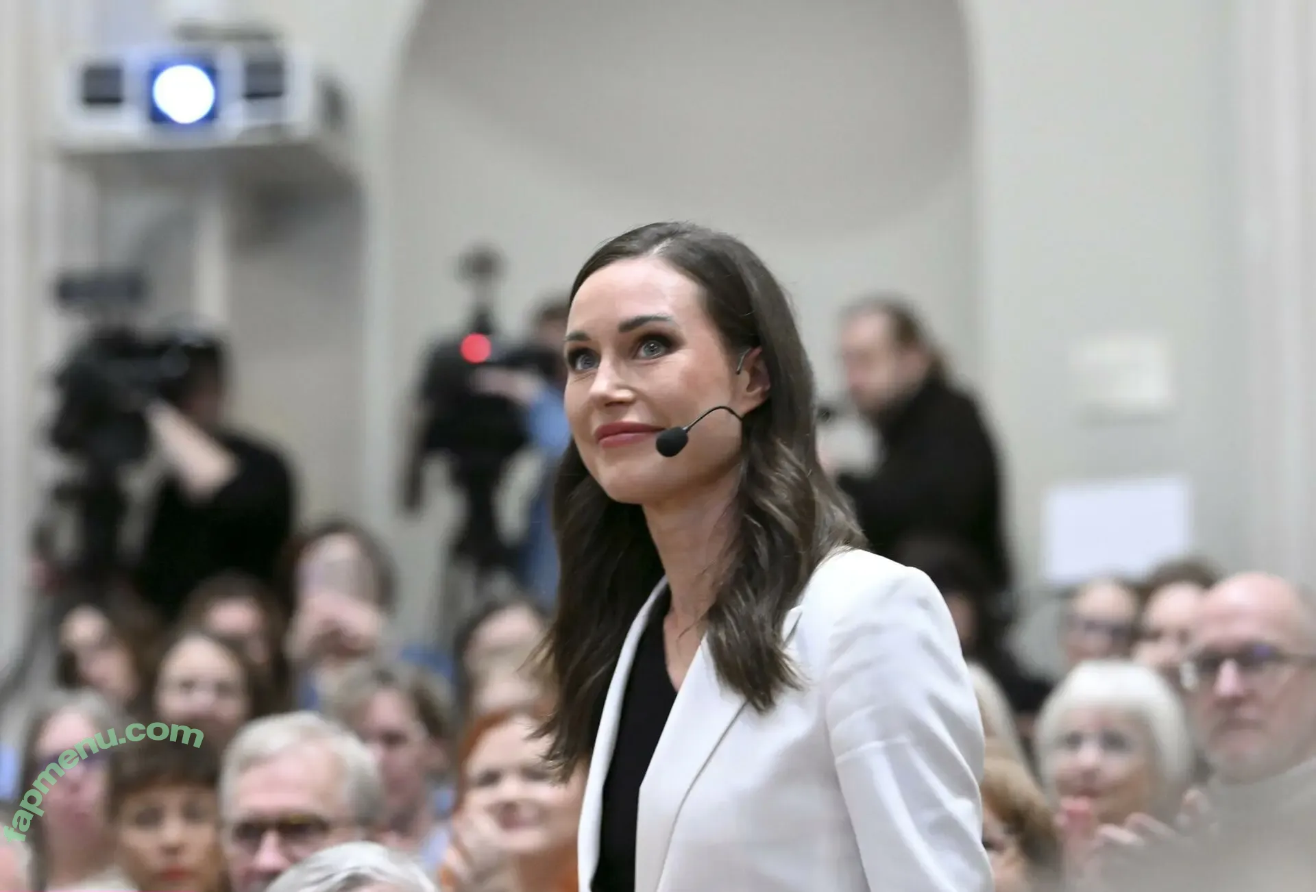 Sanna Marin nude photo #0486 (Finnish Prime Minister: / sannamarin)