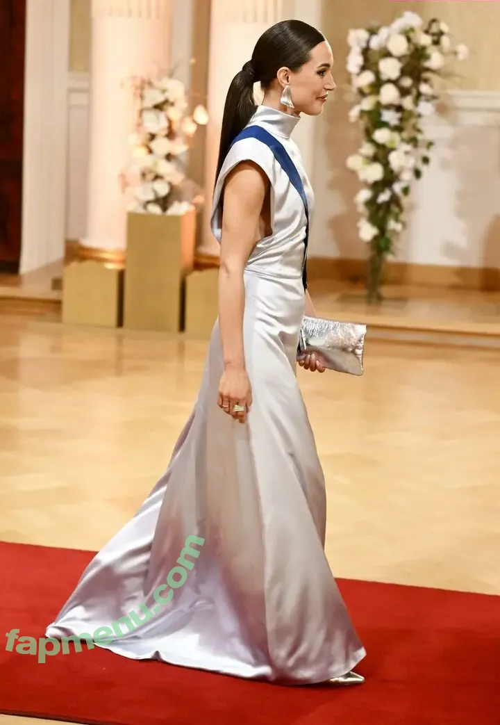 Sanna Marin nude photo #0612 (Finnish Prime Minister: / sannamarin)