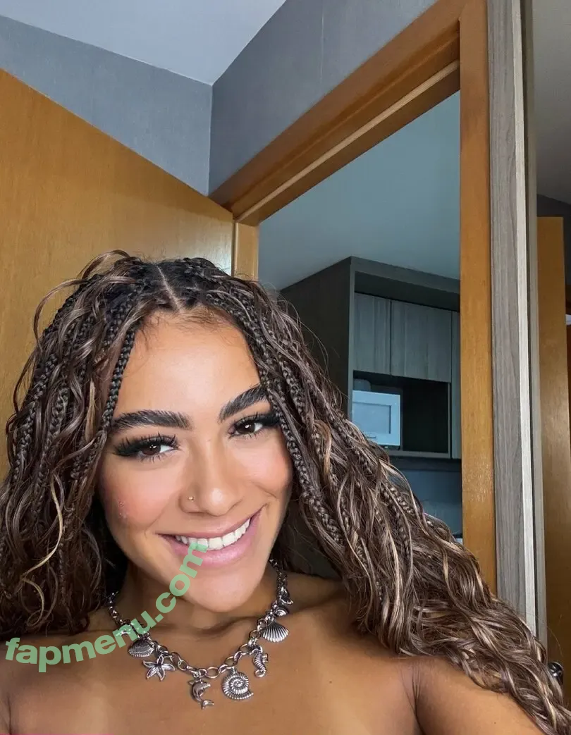 santos_isabella nude photo #0011 (santos_isabella_)