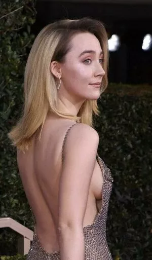 Saoirse Ronan / ronan.saoirse nude photo #0136