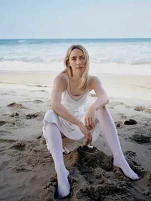 Saoirse Ronan / ronan.saoirse nude photo #0447