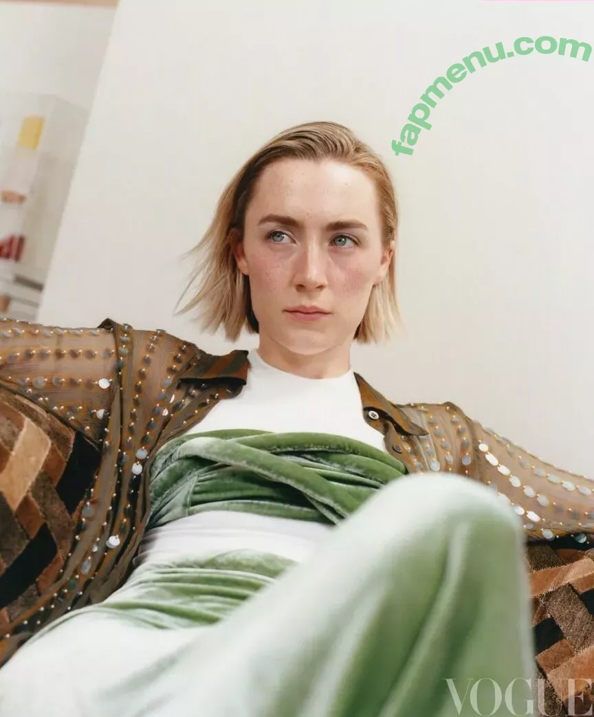 Saoirse Ronan nude photo #0165 (ronan.saoirse)