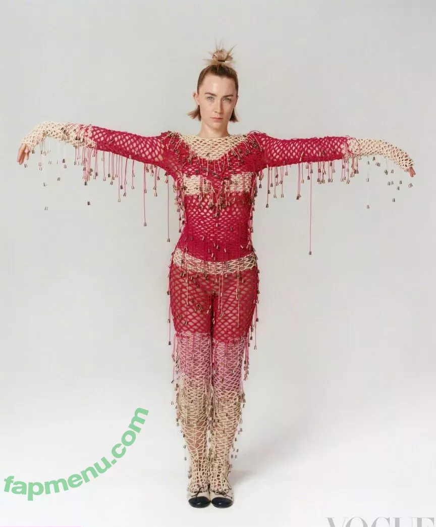Saoirse Ronan nude photo #0167 (ronan.saoirse)