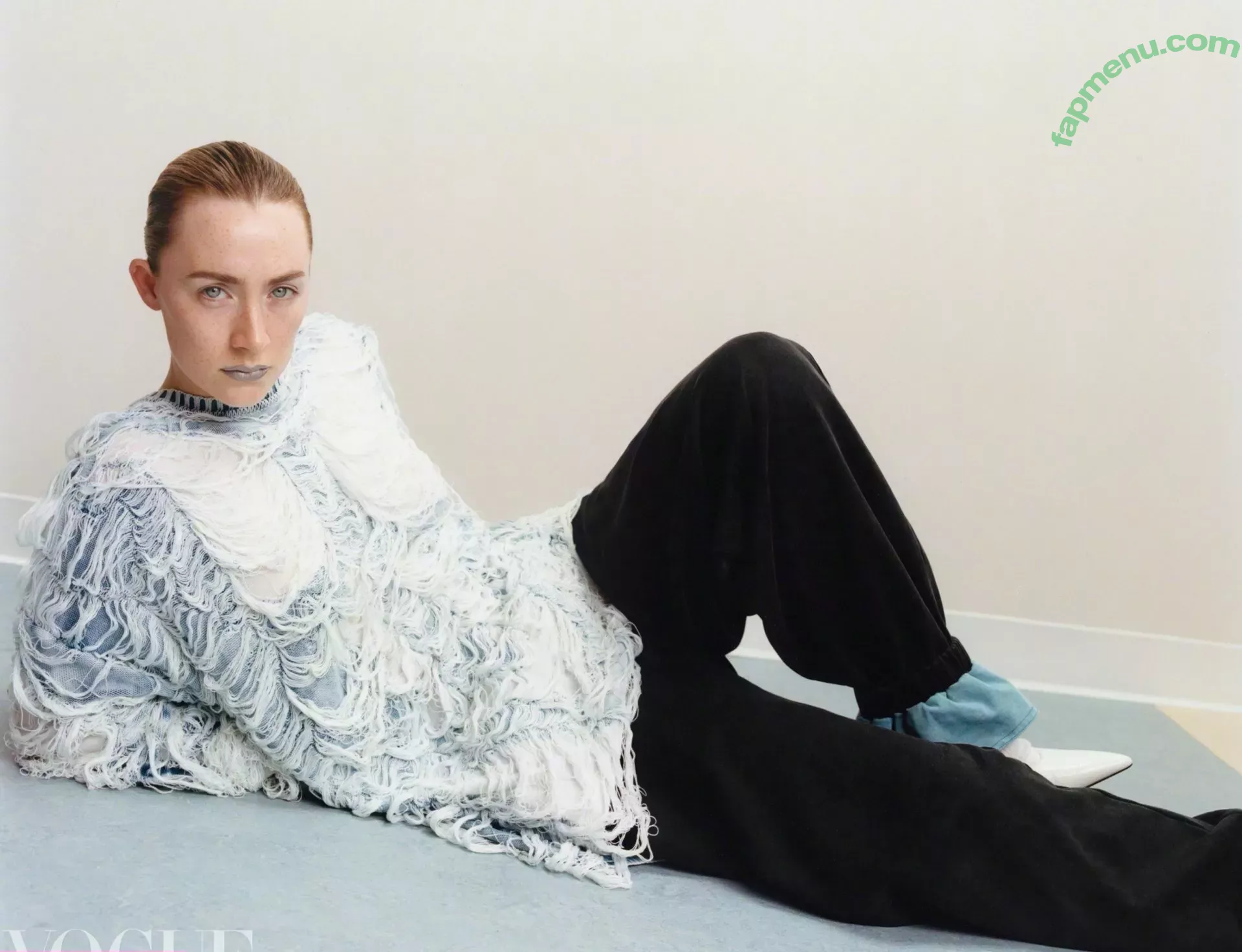 Saoirse Ronan nude photo #0172 (ronan.saoirse)