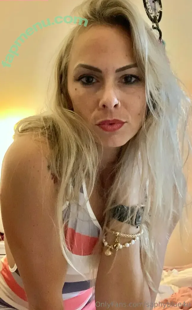 Saphyblu nude photo #0003 (Saphyblu4u / Saphyblue / saphyblue.onlyfans)
