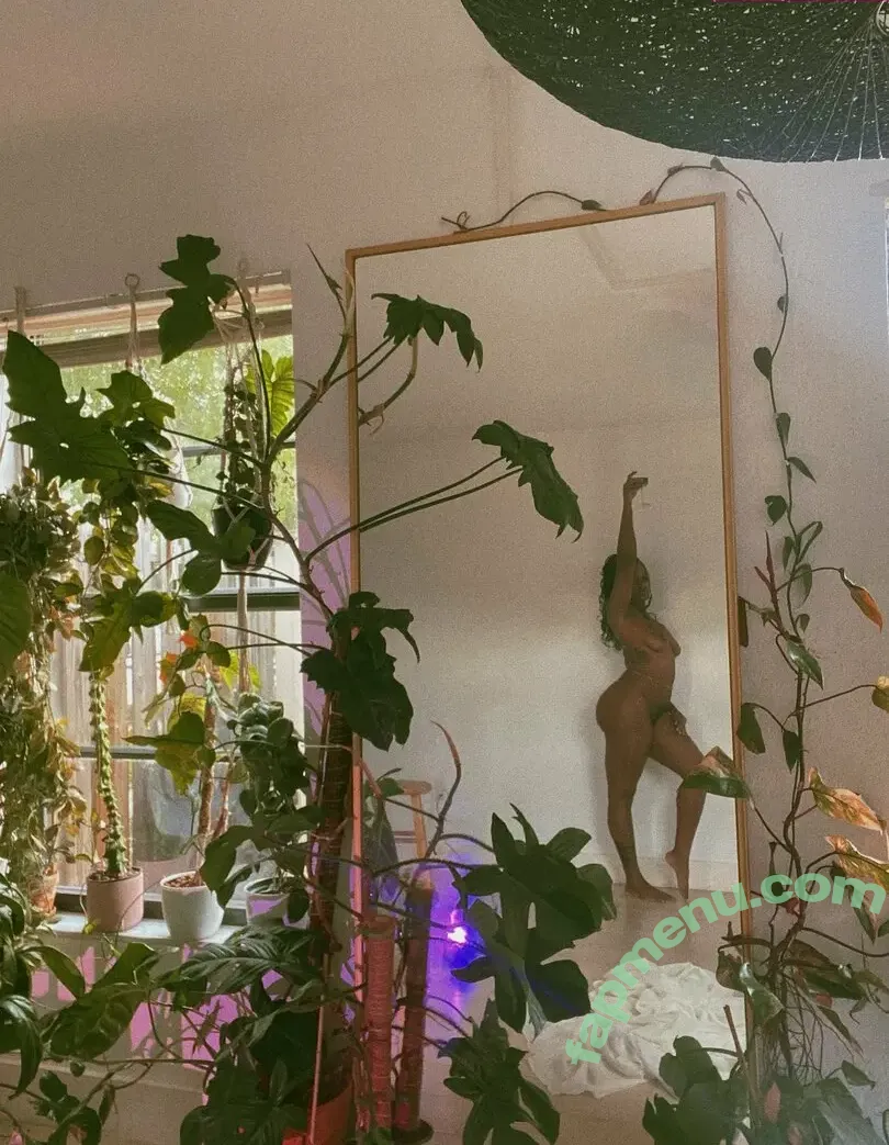 SapphirezDESIRE nude photo #0020 (desiresapphiree / sapphire.muse)