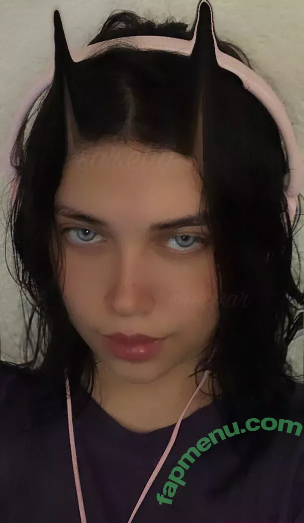 sar.eliii nude photo #0001 (sar.eliii)
