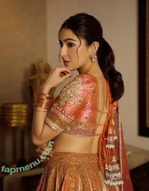 Sara Ali Khan / saraalikhan95 nude photo #0042