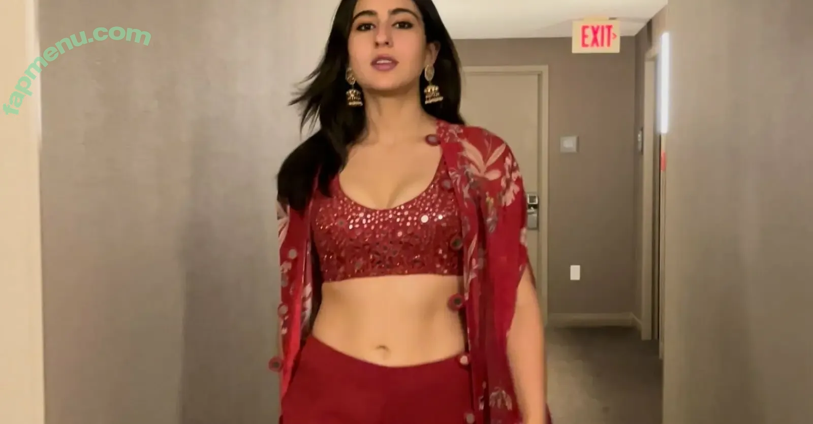 Sara Ali Khan nude photo #0006 (saraalikhan95)