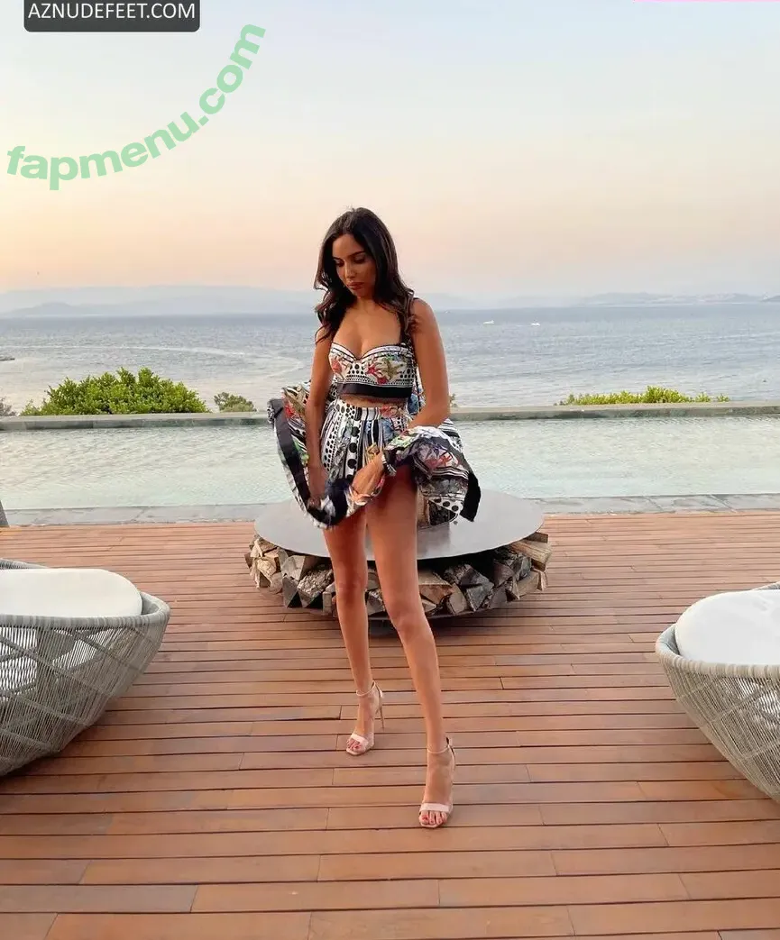Sara Arfaoui nude photo #0012 (Sara Arfaoui)