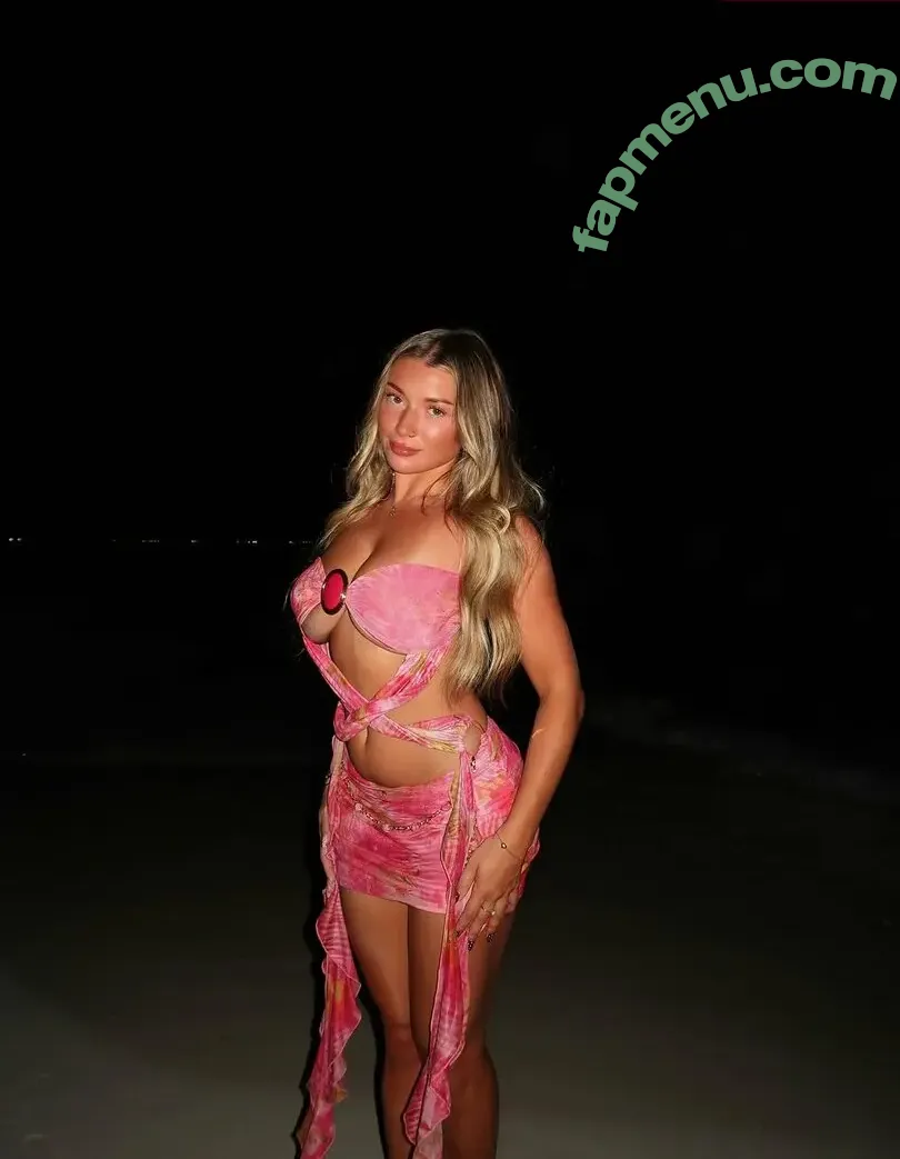 Sara Brooks nude photo #0009 (sarabrooks.444 / xxsarabrooksxx)