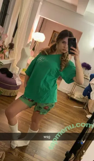 Sara Dobrik / sara.dobrik nude photo #0180