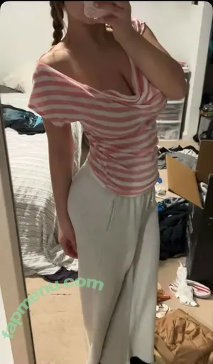 Sara Dobrik / sara.dobrik nude photo #0215