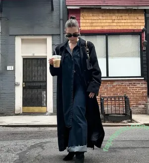 Sara Farrelll / sarafarrelll / thereal_mayafarrell nude photo #0084