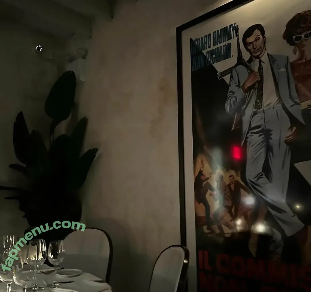 Sara Farrelll nude photo #0078 (sarafarrelll / thereal_mayafarrell)