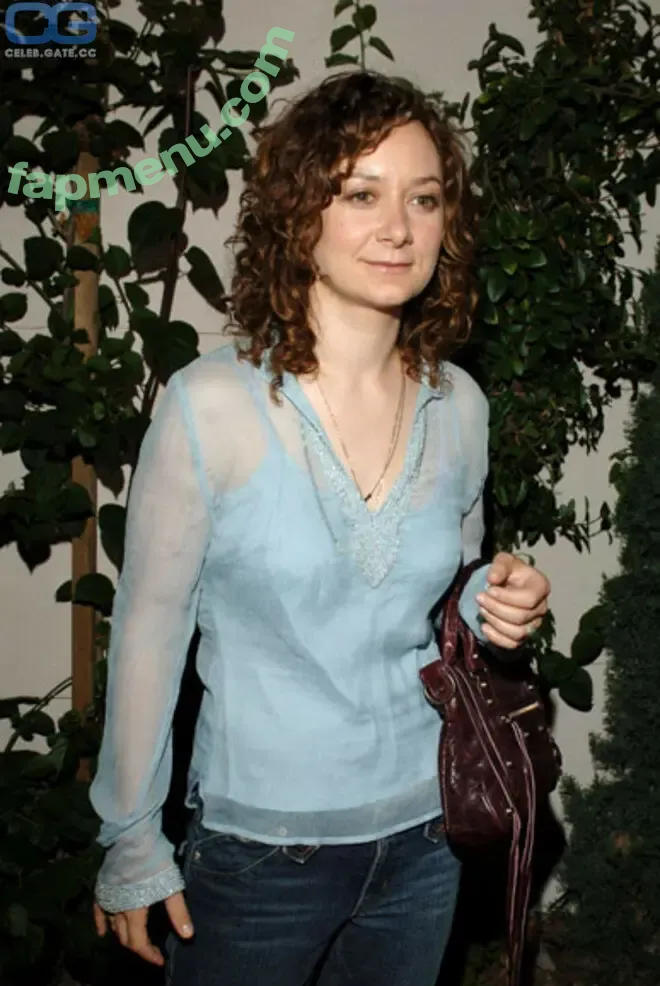 Sara Gilbert nude photo #0005 (Sara Gilbert)