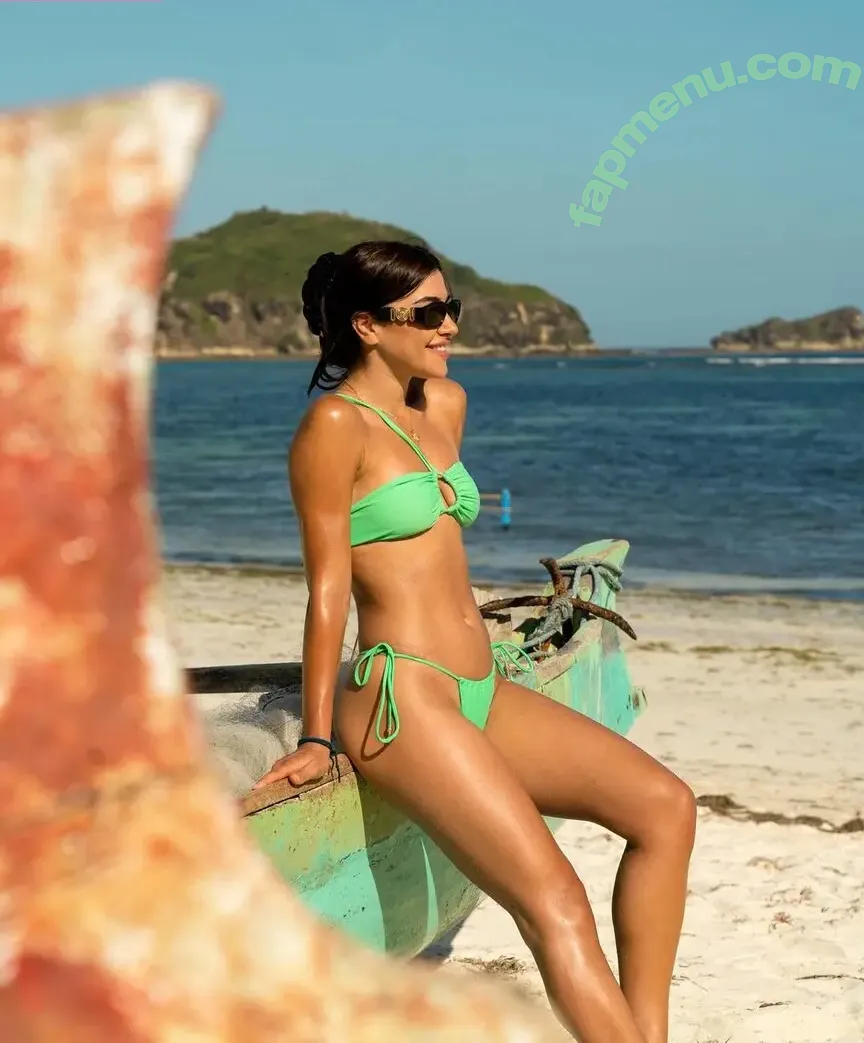 Sara Hesri nude photo #0030 (sarahesri)