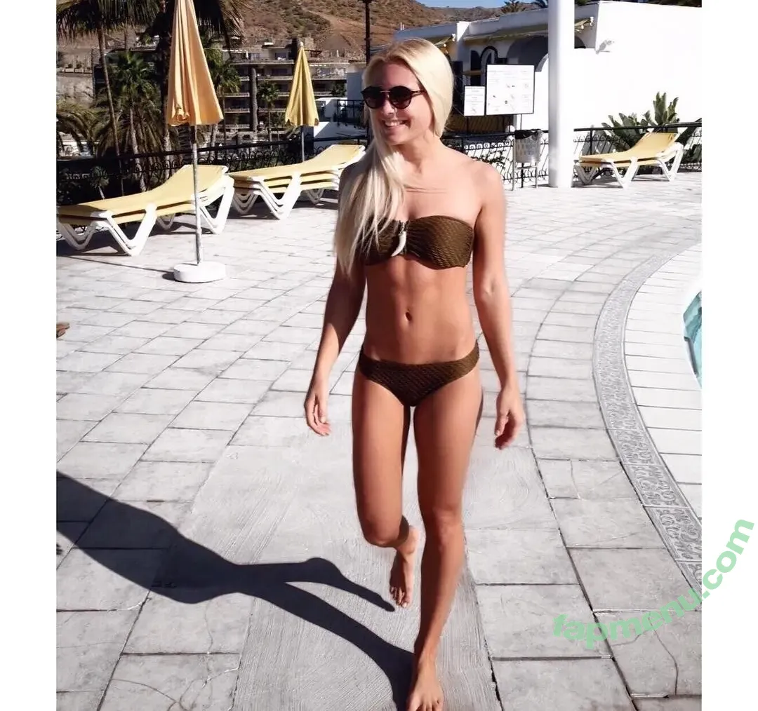 Sara Magdalena Zimmer nude photo #0004 (Sara Magdalena Zimmer)
