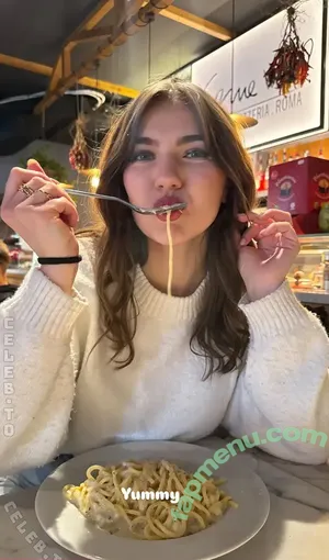 Sara Majorczyk / sara.bnxsis nude photo #0032