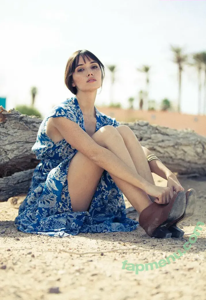 Sara Malakul Lane nude photo #0145 (saramalakul)