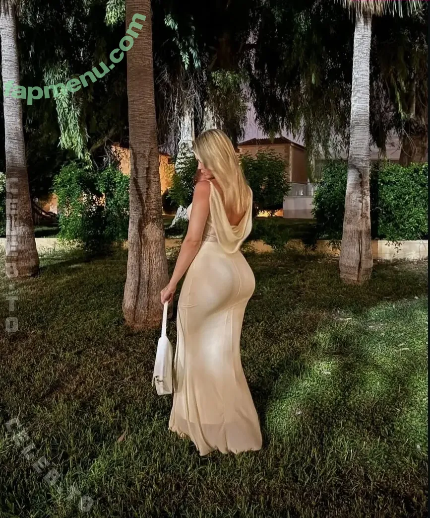 Sara Manner nude photo #0085 (1rtonamu / sara.manner)