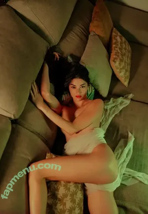 Sara Moratilla / Sara de Luz / SaraDeLuz / sara_mrtlla nude photo #0132