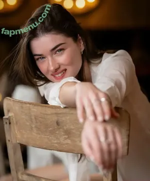 Sara Moratilla / Sara de Luz / SaraDeLuz / sara_mrtlla nude photo #0271