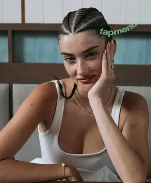 Sara Moratilla / Sara de Luz / SaraDeLuz / sara_mrtlla nude photo #0283