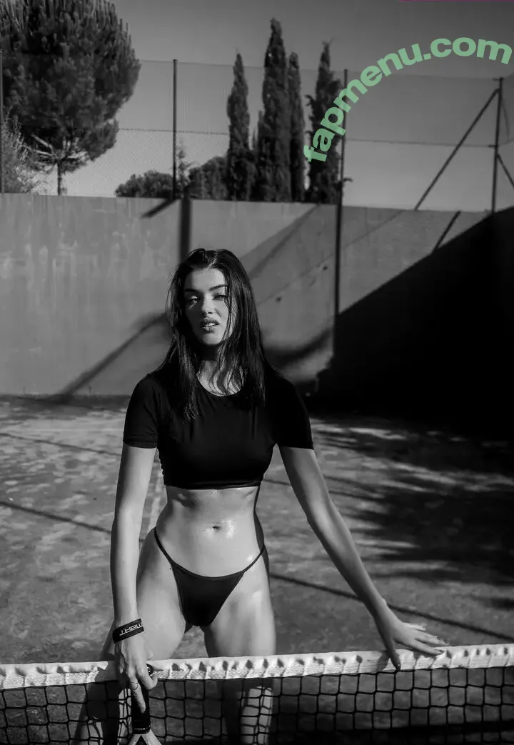 Sara Moratilla nude photo #0103 (Sara de Luz / SaraDeLuz / sara_mrtlla)