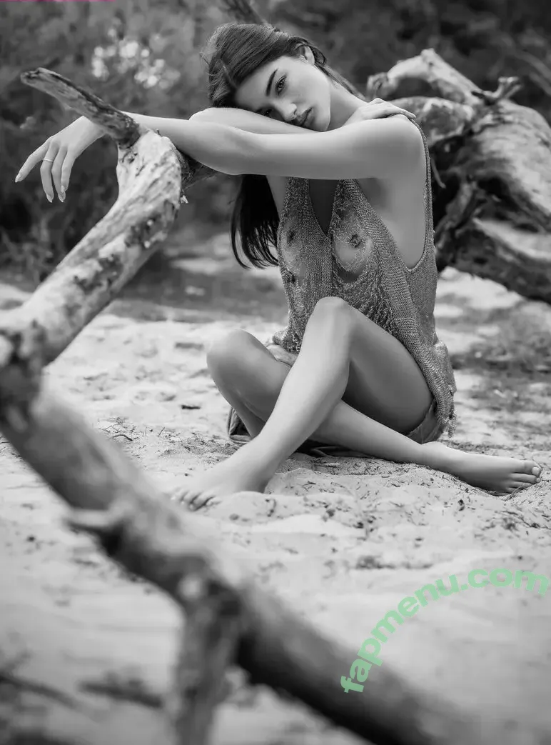 Sara Moratilla nude photo #0183 (Sara de Luz / SaraDeLuz / sara_mrtlla)